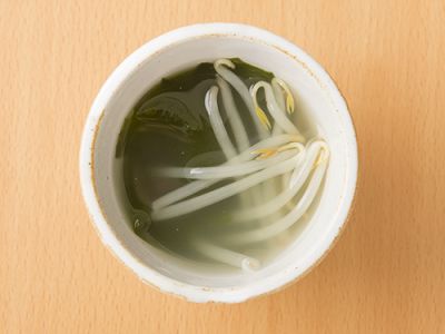 わかめスープ