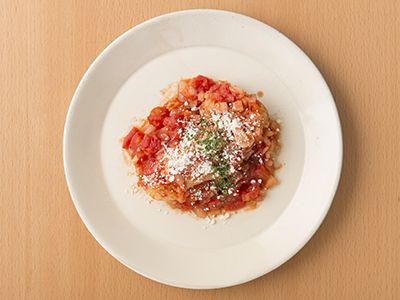 鶏肉のトマト煮込み