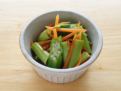 山くらげとオクラの胡麻風味