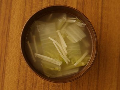えのき茸と白菜のさっぱりスープ