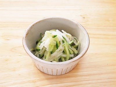 きゅうりとだいこんの梅和え