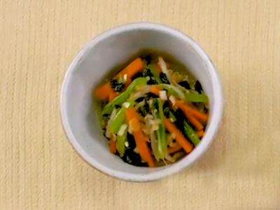 青菜ともやしの韓国和え