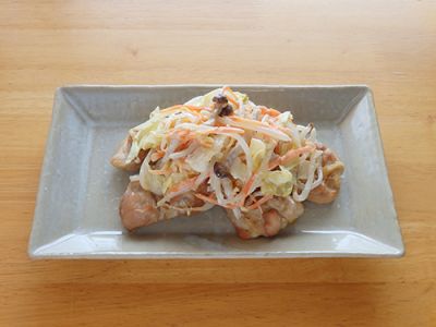 鶏肉のソテー カラフル野菜添え