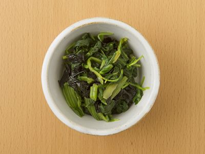 根三つ葉とほうれん草ののり和え