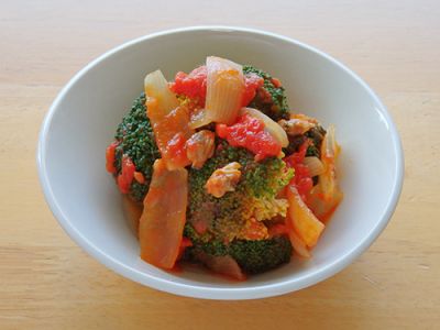 ブロッコリーとトマトのスープ煮