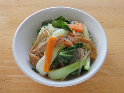 春雨とちんげん菜の炒め物