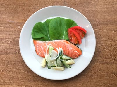 鮭のマリネ風