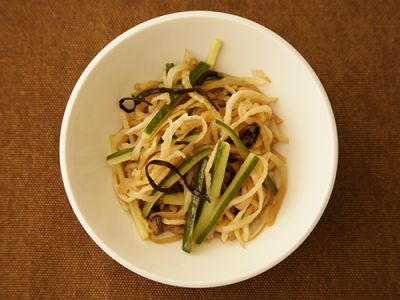 切り干し大根ときゅうりの和え物