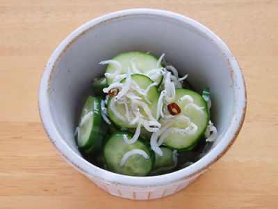 きゅうりとしらす干しの酢の物