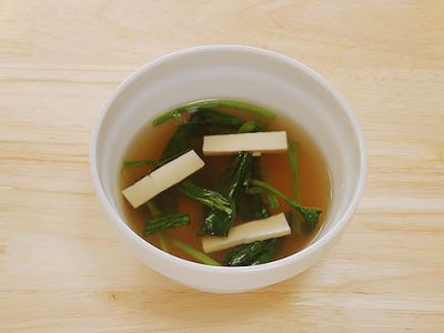 ほうれん草と豆腐の中華スープ