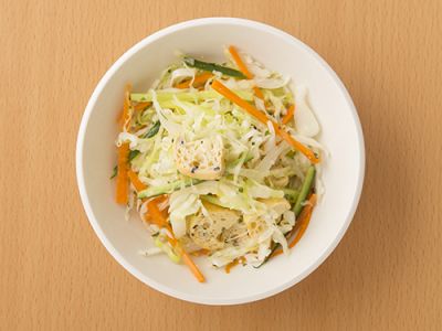 がんもどき入りコールスローサラダ