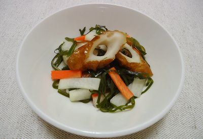ちくわと切り昆布のサラダ