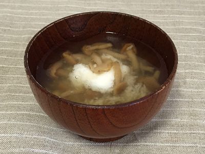なめこと山いものとろろ汁