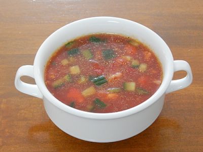 角切り野菜のガスパチョ風スープ