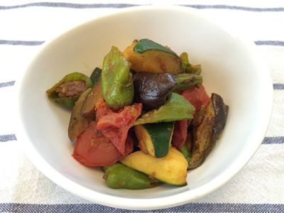 夏野菜のカレー炒め