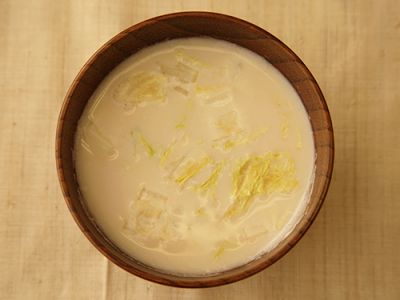 ごぼうの牛乳みそ汁