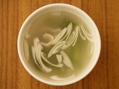 豚肉のコンソメスープ