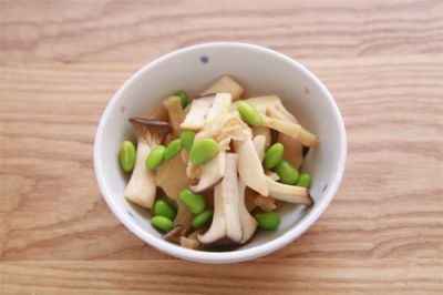 枝豆とたけのこのゆずこしょう炒め