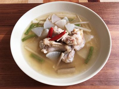 サムゲタン風スープ