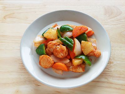 ささみとたまねぎのケチャップ炒め