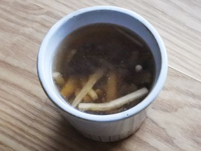 ごぼうのコンソメスープ