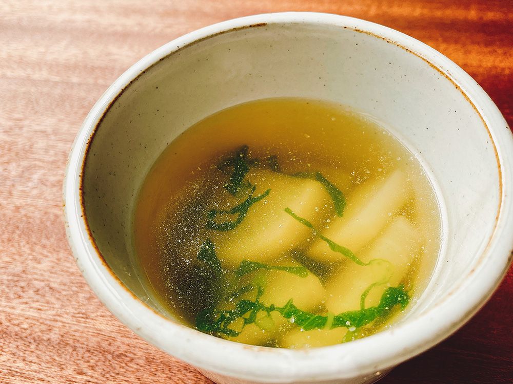 かぶのコンソメスープ