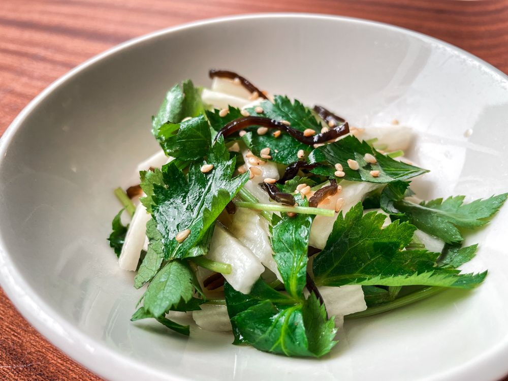 長いもと三つ葉の和え物