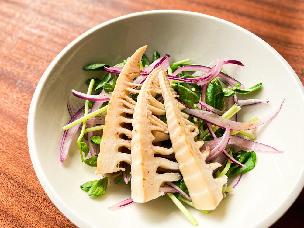 焼きたけのこの梅サラダ