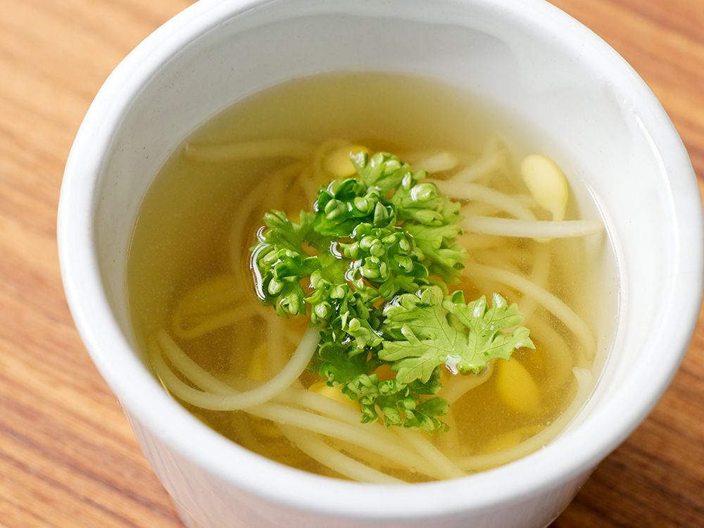 大豆もやしの洋風スープ