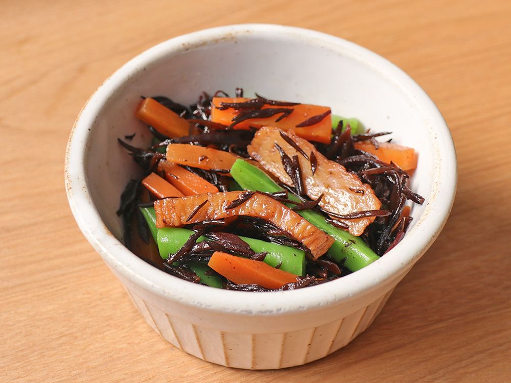 さつま揚げとひじきの炒り煮
