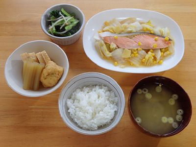 鮭と白菜の生姜煮定食