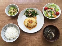 豆腐ハンバーグさっぱりソース定食
