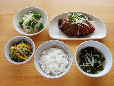 韓国風かつおの刺身定食 レシピ 料理 タニタ社員食堂レシピ