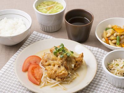 鶏唐揚げオニオンソース定食
