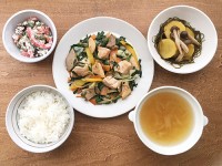 ニラレバ風炒め物定食