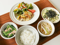 ガーリックレモンチキン定食