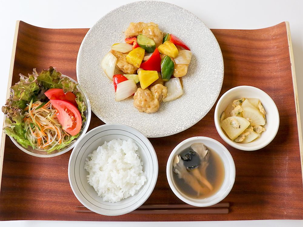 彩り酢鶏定食｜レシピ・料理｜タニタ社員食堂レシピ