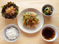 鶏肉の豆鼓ソース定食