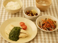ささみのほうれん草ソース定食