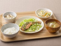 生鮭のソテー定食