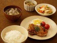 鶏肉のしそ焼き定食