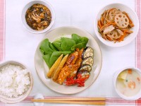 辛口チキンスペアリブ定食
